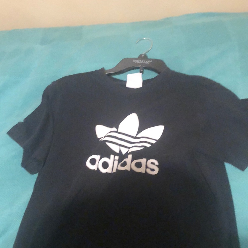 black adidas big logo t shirt